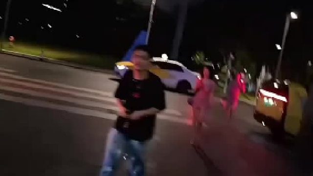 一句上班，给我们吓坏了