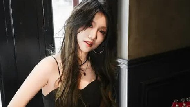 就喜欢这种长得好看还有才艺的~