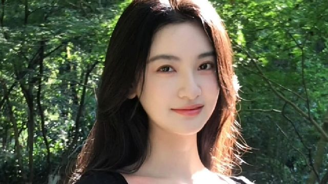 女生的磁场越干净越漂亮