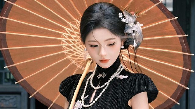 在苏州耗时两小时 这套旗袍妆造真的超绝！