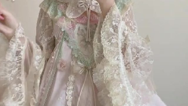 “良辰美景，玉兔降临”