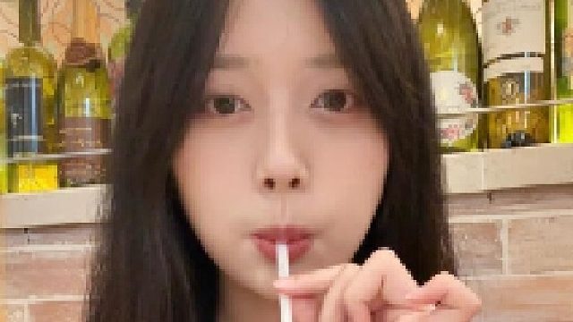 梦时代n刷的漂亮饭小食堂，雨天也要好好吃饭