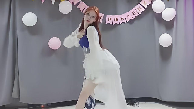 俄罗斯姑娘才艺表演24.04.08_静儿(拉达)08