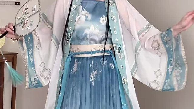 谁懂淡蓝色宋制的清冷感！