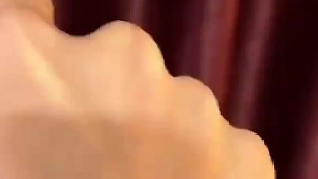 “这里有只好大的蚊子”