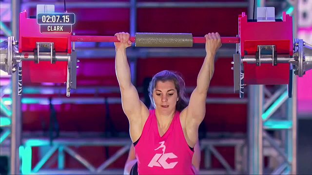 极限男生女生向前冲，肌肉猛男来了，都得腿软秒变趴菜