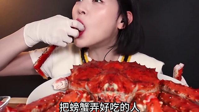 把螃蟹弄好吃的人，为啥不把蜘蛛也弄好吃？