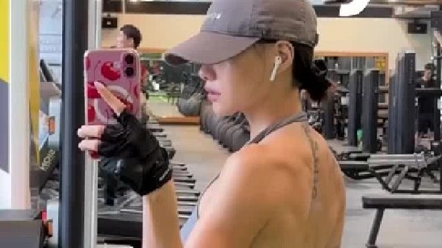 不是心血来潮 是一直重复坚持再坚持