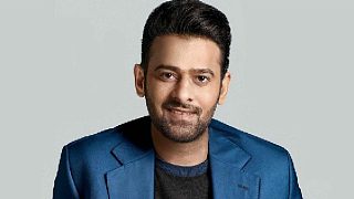 《薩拉爾》1/2上集：車廂內(nèi)究竟有什么東西，讓人看后如此驚恐？