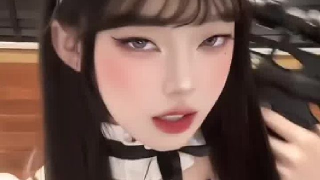 女仆装萌妹的元气暴击，谁看了不心动