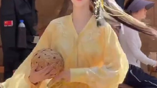 反正有人很有趣