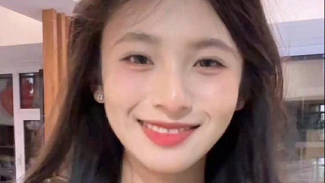 超简单的红山果手势舞挑战