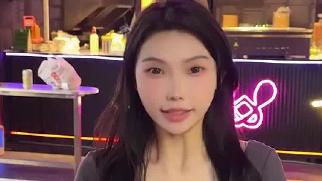 这家烤串居然有40公分长！