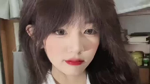 一眨眼，星星都落了下来