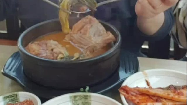 韩国农村妇女的午餐