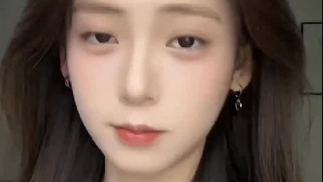 听说可爱会传染，那你靠近我一点