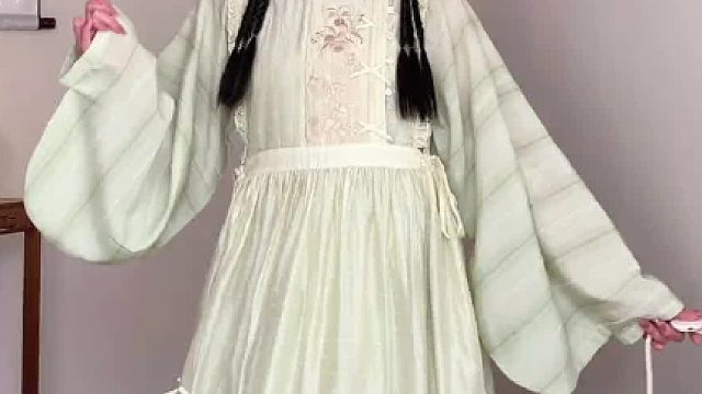 百搭万能罩裙！层层叠叠的汉洋折衷我的爱