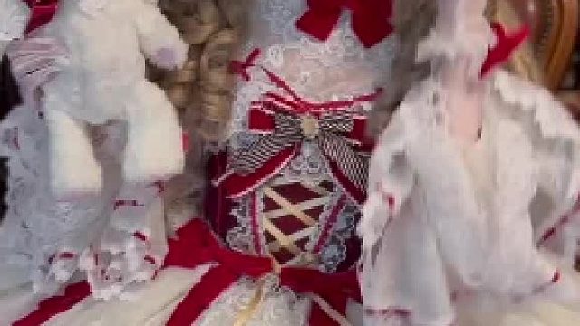 起猛了 看见人偶会走路了