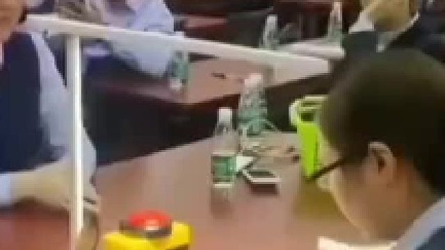 一顿操作猛如虎，两个客户一上午