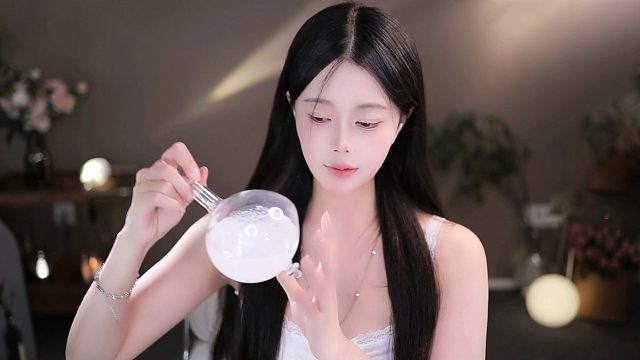 【芊若呀丶】让耳朵聆听此刻~