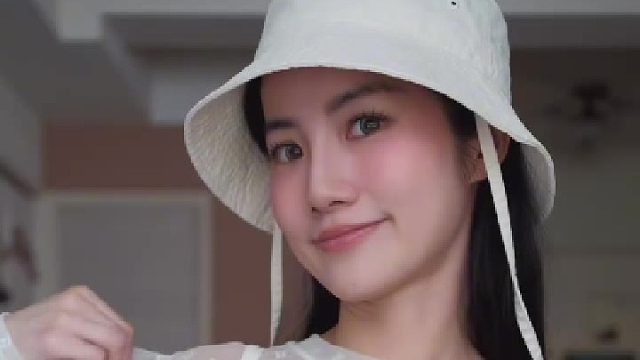 兼顾室外高温与室内低温的穿搭