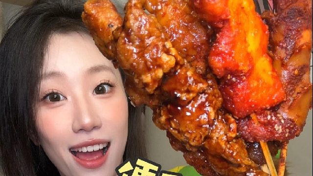 all in便利店烤串，黏糊东北麻辣烫好香!!