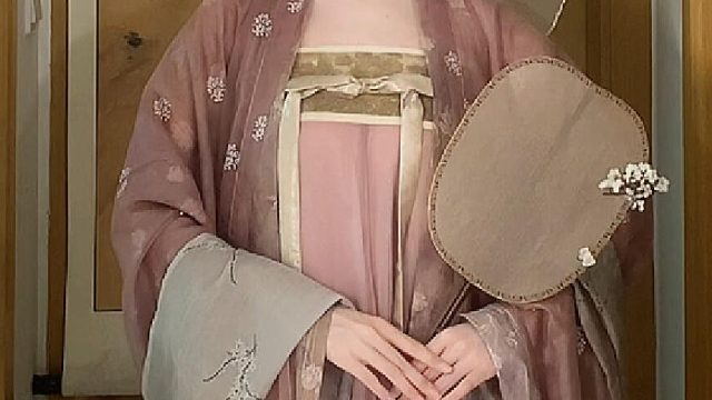 “寄蜉蝣于天地”