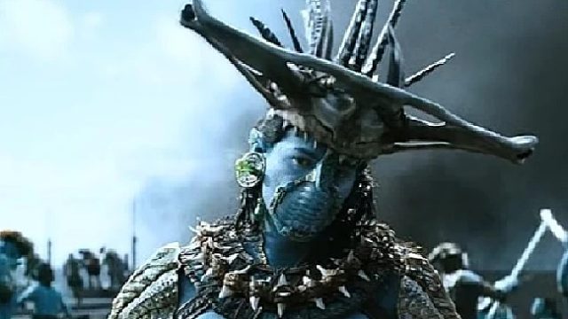 你有没有发现塔洛坎人的面罩里满是水？