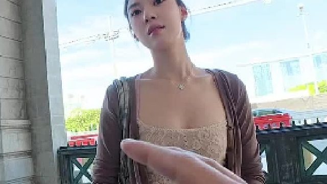 陌生路人抓拍  洋洋