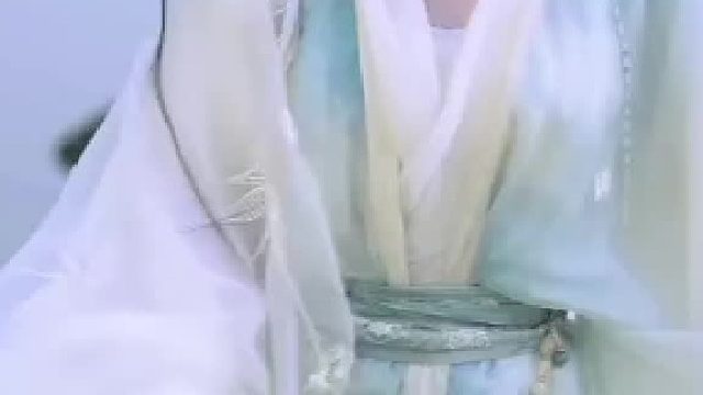 明月万年无前身，照见古今独醒人