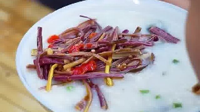 一口热粥，是来自清晨最好的问候