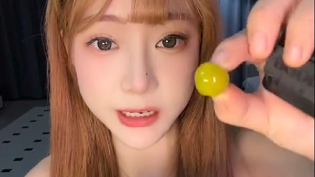 网上超火的大袋生腌水果