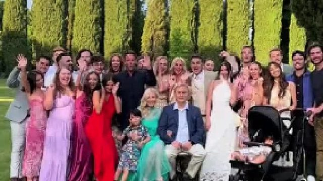 洋抖新趋势：相爱的两个人最后会变成多少人