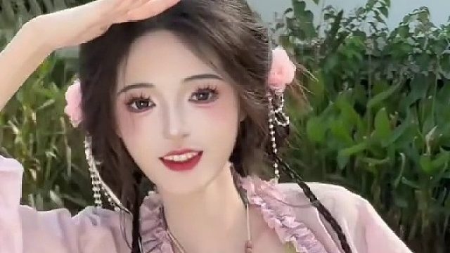 从那儿时哭啼 嬉笑也要并蒂