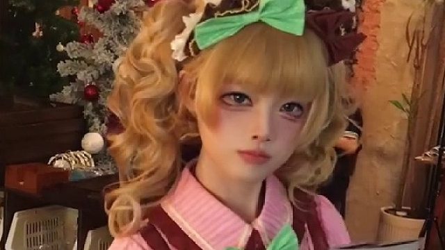 古早味甜品店店员