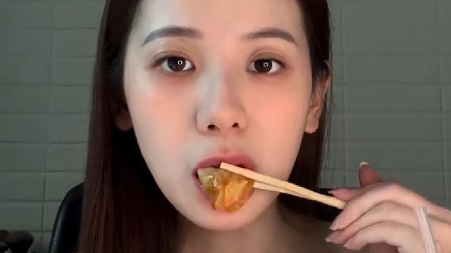 今天又是吃煎饺的日子