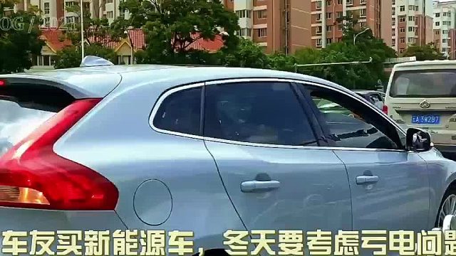 开车时，特殊路段千万别超车。