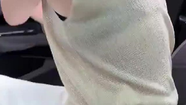 领导还是有几分姿色的