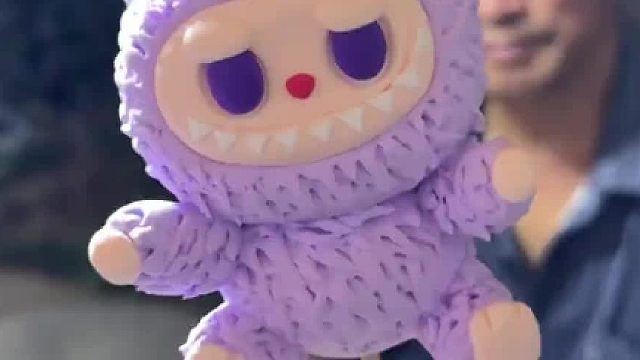 让叔叔捏一个限量款的拉布布