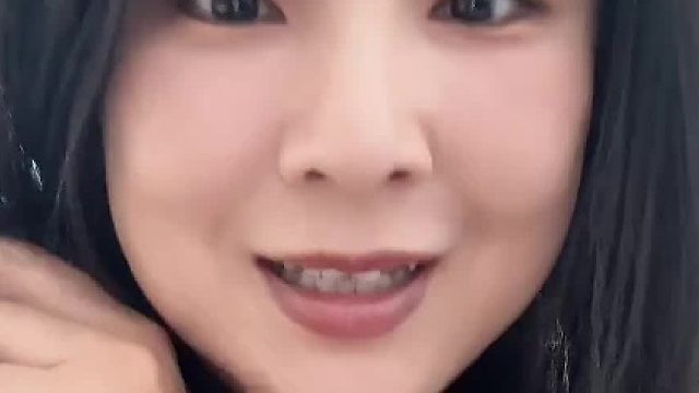 你们在现实生活里见到过那种顶级美女么？都来分享分享呗～～