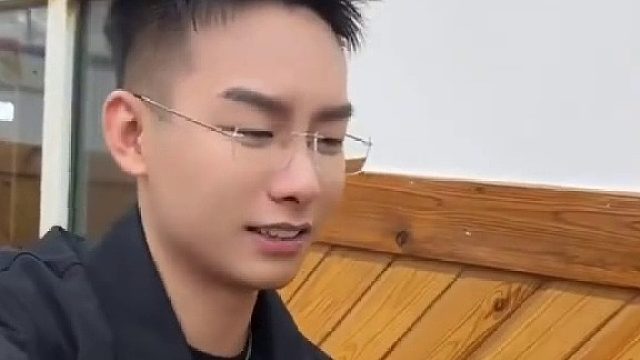 “舅不惯着你”