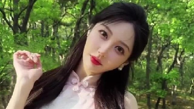 从容转身，每一步都自带高级感