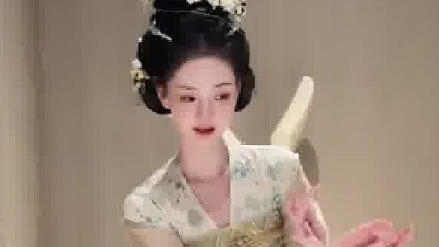 可爱小唐佣跑出来啦