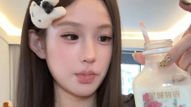 今天吃奶香味巨浓郁的牛奶和奶油意面～