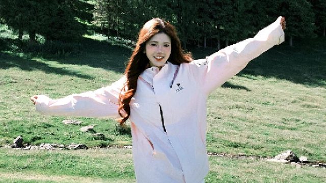 i人旅行冲锋衣这样拍快来学！新疆穿搭！