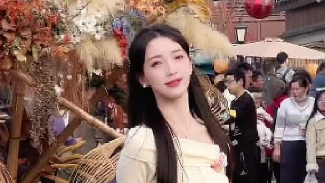 生命如暗室，不妨我明写春诗