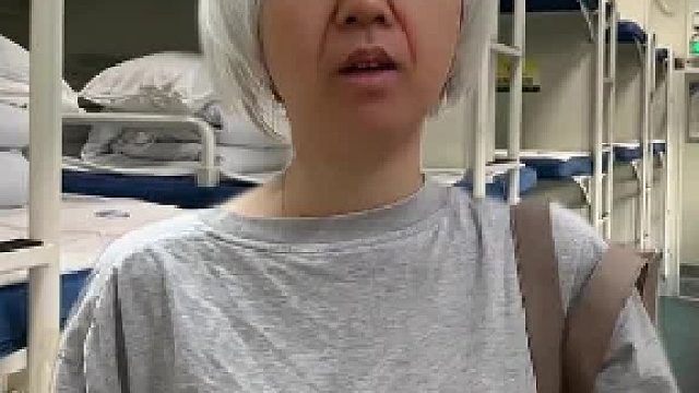 当有人找你换座时2