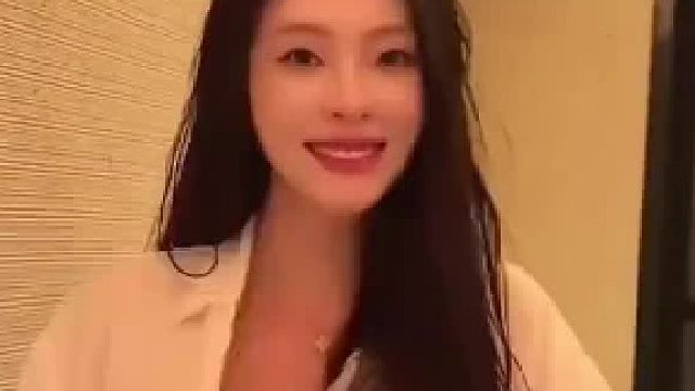 女友自从体验了酒店淋浴，直接爱上了，网友：画风逐渐不对！