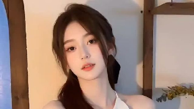 生命如暗室，不妨我明写春诗。