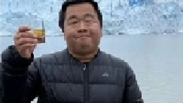 从负债打工到游戏顶流狂揽亿后他竟开启疯狂环球探险